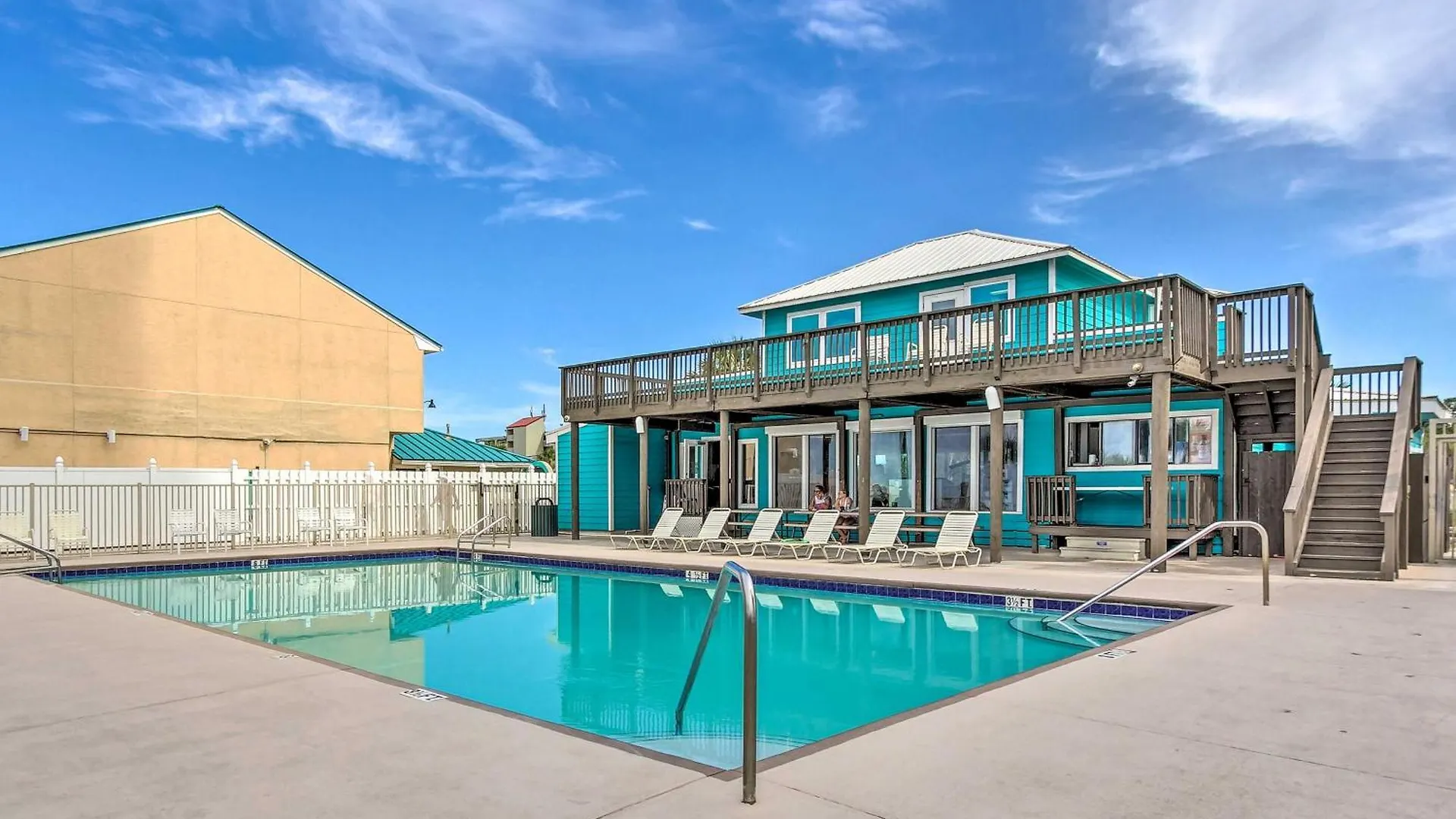 Holiday home The Wave Pcb Townhome With Pools And Beach Access Panama City Beach United States